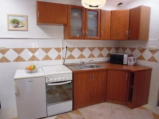 Apartment Moka Central Square 扎达尔
