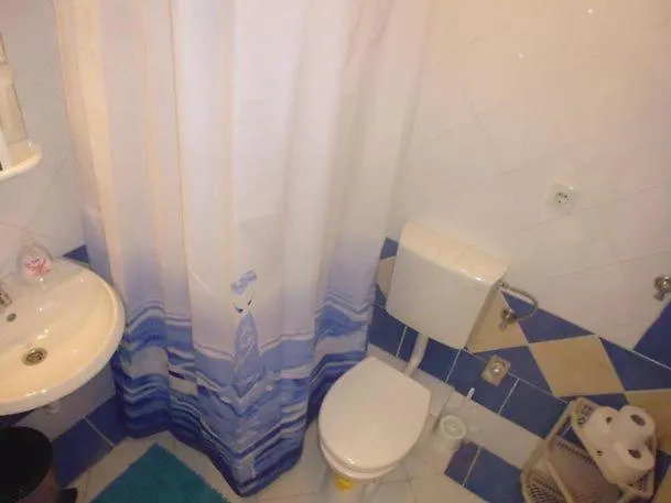 Apartment Moka Central Square 扎达尔